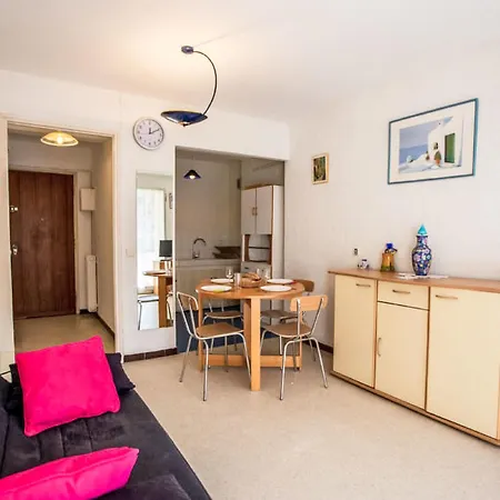 Les Iris-2 By Interhome Appartement